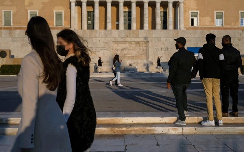 Ξεπέρασαν τους 9.000 οι νεκροί στην Ελλάδα
