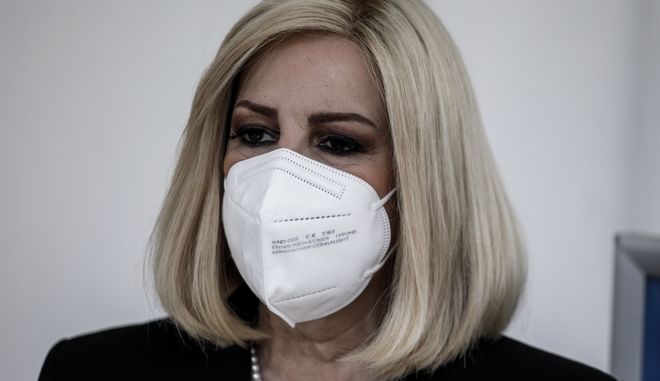 Γεννηματά για συνεπιμέλεια: Κάποιος επιτέλους να νοιαστεί για το παιδί