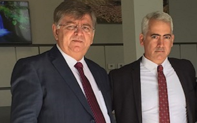 Ο Χρίστος Λιάπης αποχαιρετά τον Χρήστο Σινάνη