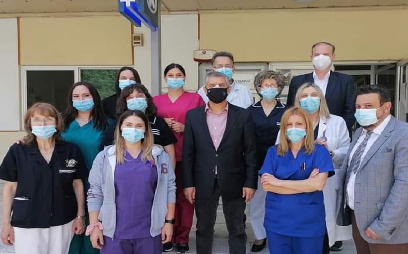 Παγκόσμια Ημέρα Νοσηλευτή:  Ο Περιφερειάρχης Θεσσαλίας Κώστας Αγοραστός κοντά  στους  εργαζόμενους  του ΓΝΛ και του Εμβολιαστικού Κέντρου