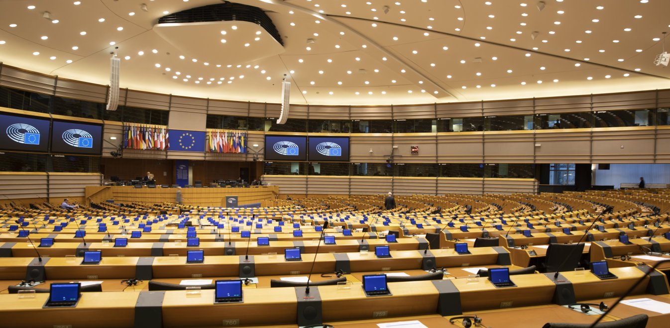 ΕΕ: Οργή για τον ουγγρικό νόμο κατά της ομοφυλοφιλίας
