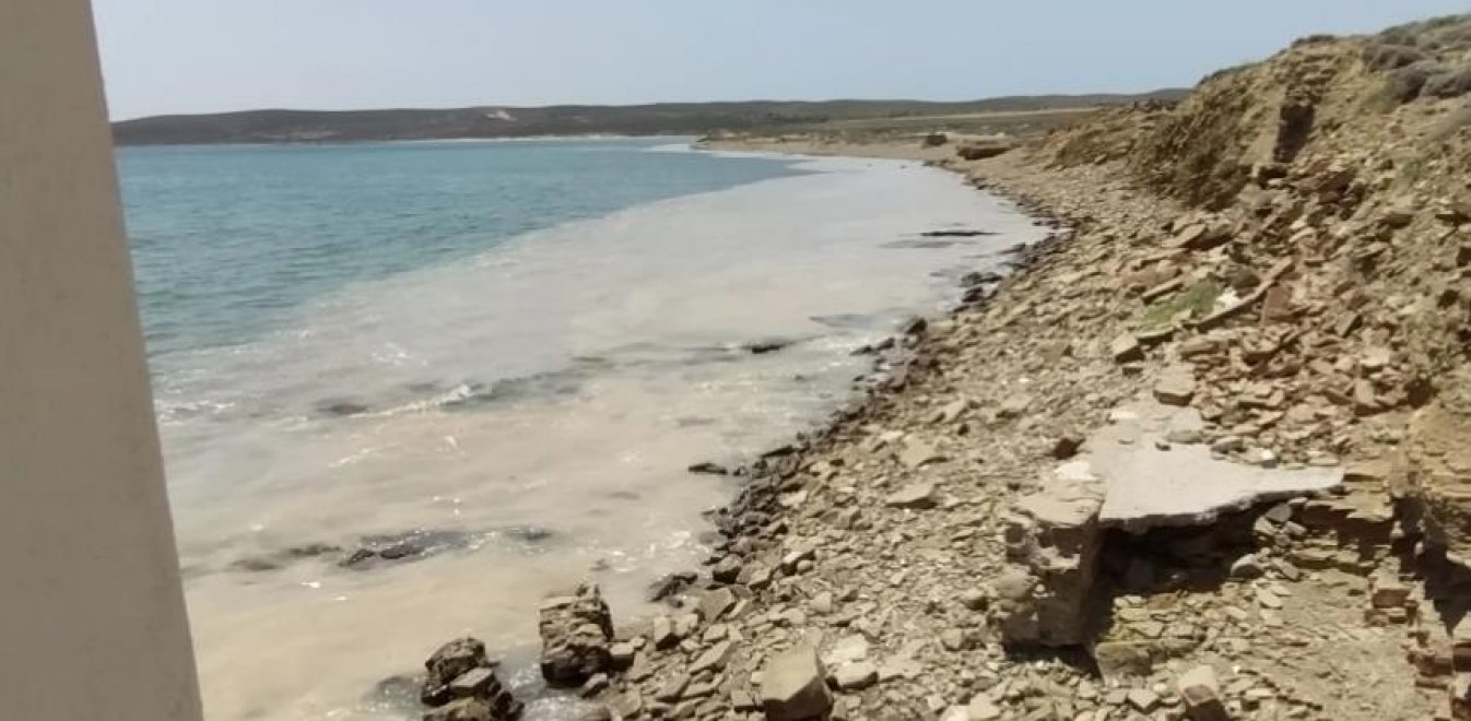 Λήμνος: Η θαλάσσια βλέννα του Μαρμαρά «περικυκλώνει» το νησί