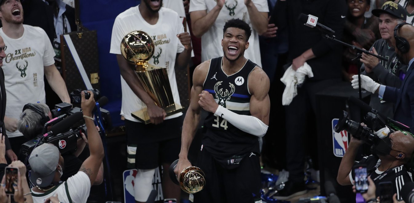 NBA – Αντετοκούνμπο: Δεν πίστευα ποτέ ότι στα 26 μου θα έπαιζα στους τελικούς