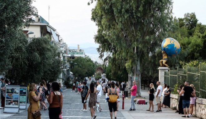 Κορονοϊός: 2794 νέα κρούσματα - 6 νεκροί και 132 διασωληνωμένοι