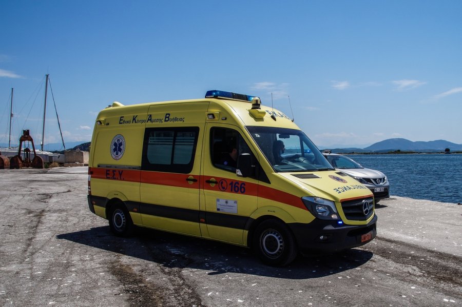 Εύβοια: Παρ’ ολίγον τραγωδία με 13χρονο που του έκατσε το σουβλάκι στον λαιμό – Πώς σώθηκε