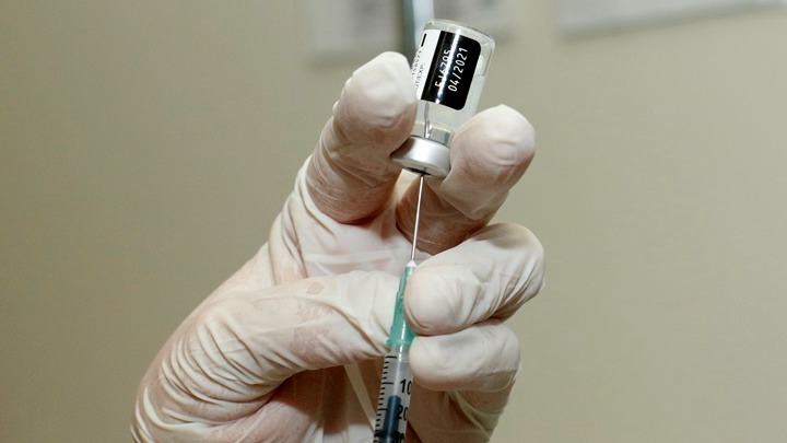 Κορωνοϊός: Ανοίγει η πλατφόρμα για τον εμβολιασμό των παιδιών άνω των 12 ετών
