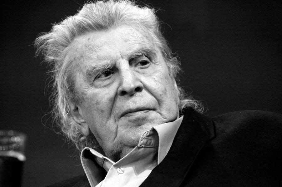 Μαργαρίτα Θεοδωράκη για Μίκη: «Υπέφερε πολύ, τώρα ξεκουράζεται...»