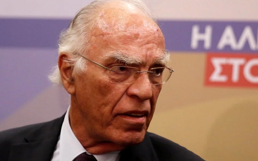 Βασίλης Λεβέντης: Διασωληνωμένος στη ΜΕΘ του Ευαγγελισμού με κορονοϊό