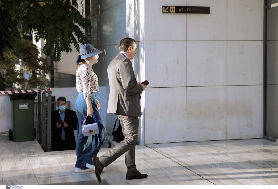 «Είχα ερωτική περιστασιακή σχέση με την Έφη, την Ιωάννα πρώτη φορά την βλέπω»