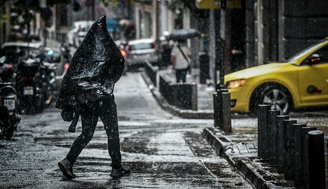 Κακοκαιρία Αθηνά: Επικίνδυνα φαινόμενα την Παρασκευή