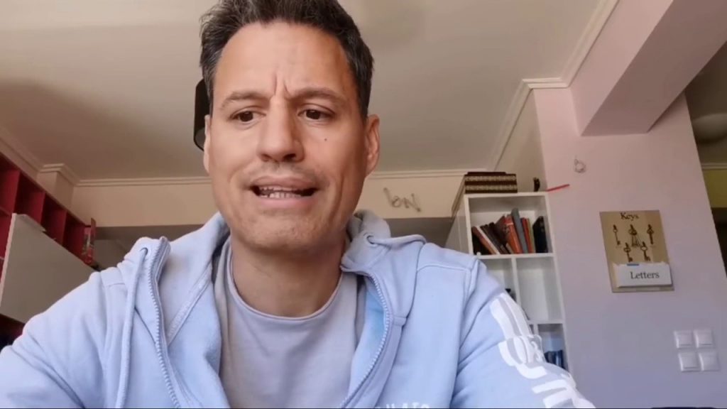 «Γύρισε το μπιφτέκι» ο Πετράκος