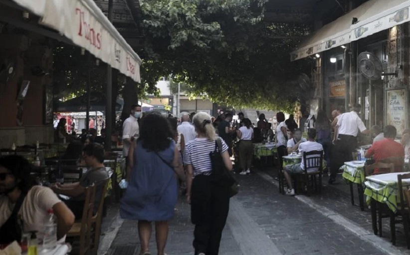 Τι ισχύει από το Σάββατο για εμβολιασμένους και ανεμβολίαστους - Αυστηροί έλεγχοι