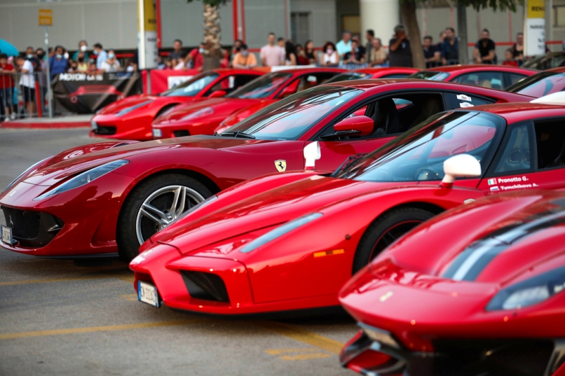 Το FERRARI CLUB 