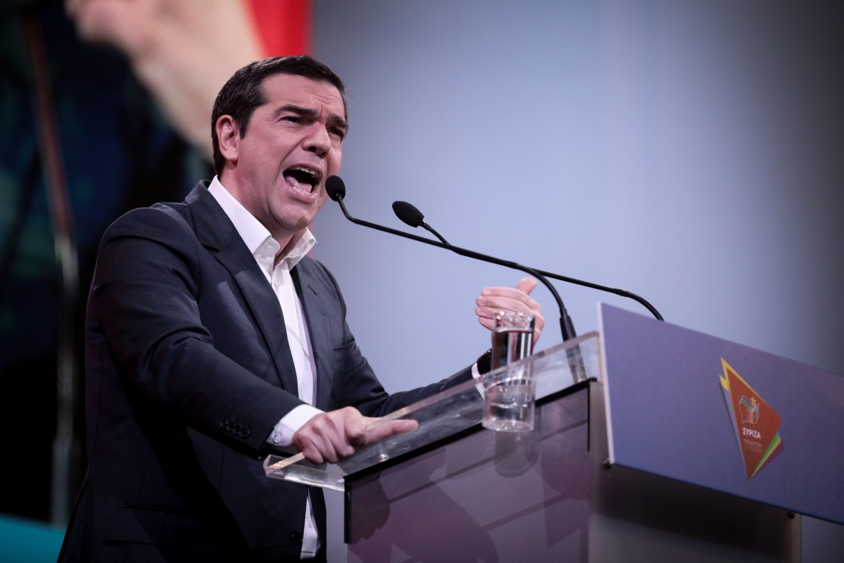 Έξαλλος ο Τσίπρας! 