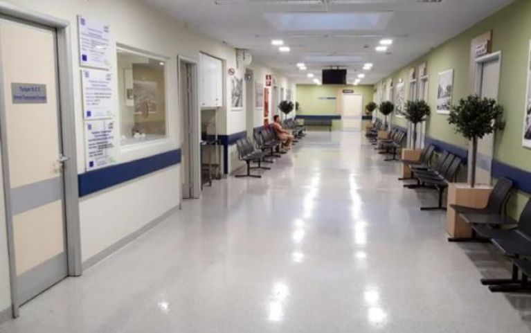 Επείγουσα παρέμβαση για να μην καταρρεύσει το ΕΣΥ