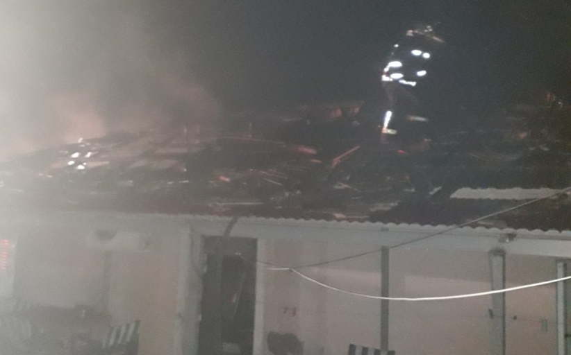 Συμπολίτης και η οικογένειά του έχουν ανάγκη την στήριξη όλων μας -  Κάηκε η οικία τους στο Διαλεχτό Τρικάλων