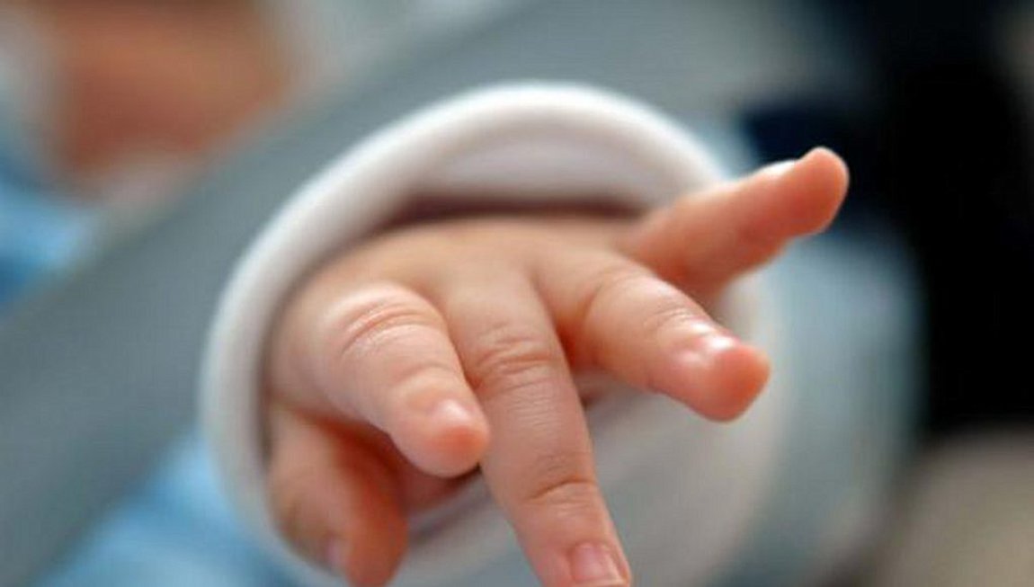 Ηράκλειο: Στο νοσοκομείο με κορωνοϊό δύο βρέφη