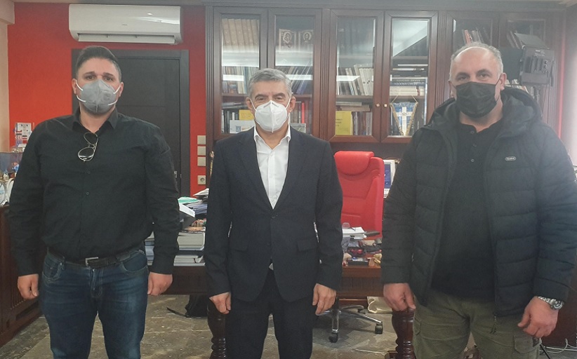 Ευχές στον Περιφερειάρχη Θεσσαλίας  Κώστα Αγοραστό από Σ. Φαμίση και Τ. Καταραχιά