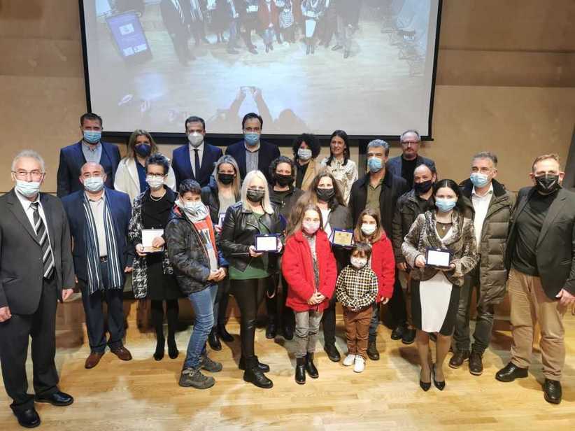 Τιμή και βράβευση στην πολύτεκνη μητέρα από Δήμο Τρικκαίων – Σύλλογο Πολυτέκνων Τρικάλων