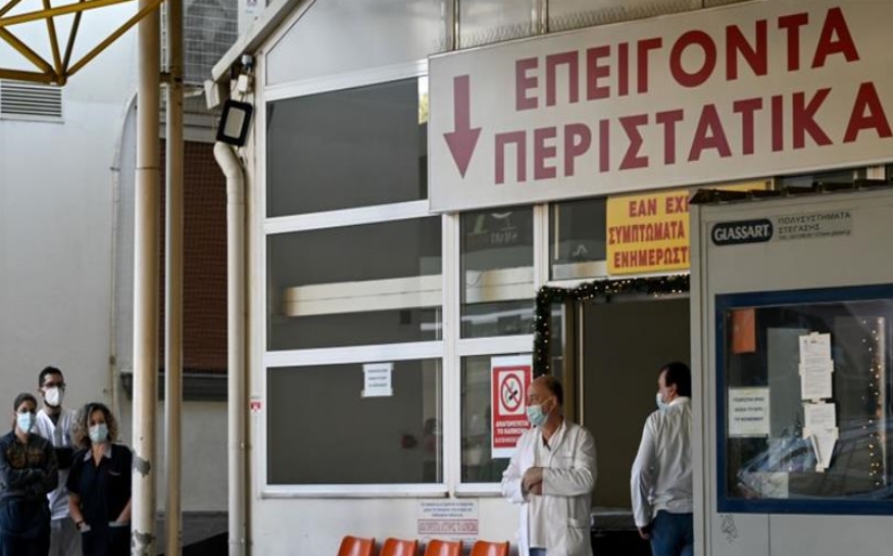 Θεσσαλονίκη: Βαριά ασθενής με κορονοϊό έπεσε στο κενό