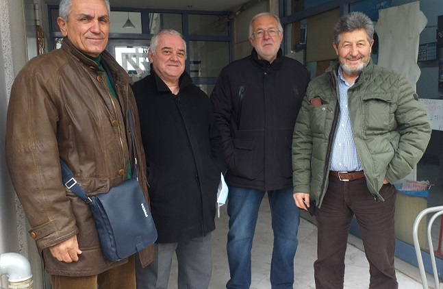 Οι νέοι ειναι ωραίοι, αλλά ο παλιός ειναι αλλιώς!!!