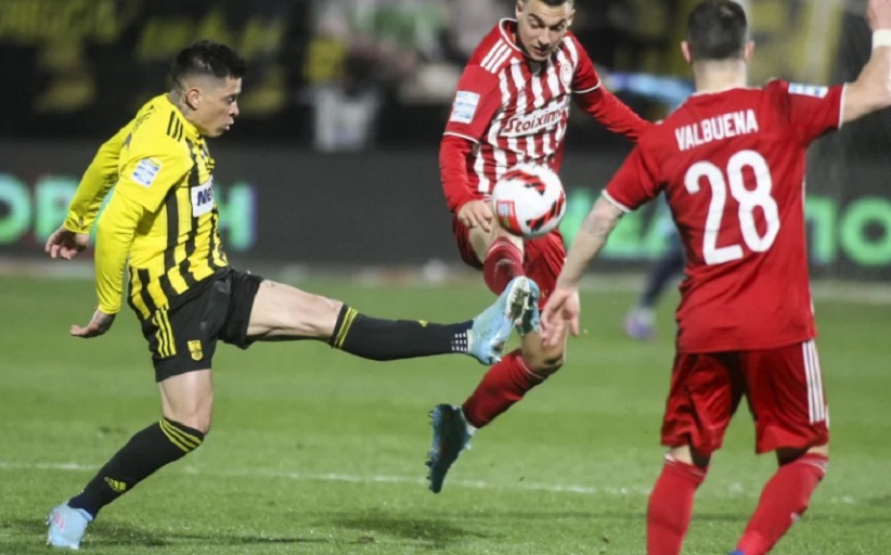 Super League: Ο Άρης έσπασε το αήττητο του Ολυμπιακού, τα αποτελέσματα της 26ης αγωνιστικής