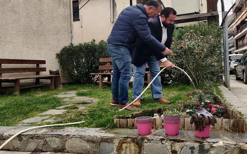 Όλα τα λουλούδια θα ανθίσουν