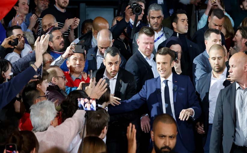 Γαλλία: Μεγαλώνει η διαφορά του Μακρόν με τη ακροδεξιά Λεπέν