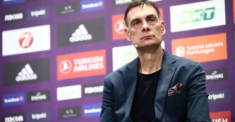 Μπαρτζώκας: Να παίξουμε για εμάς, για τη φανέλα και τον Πειραιά