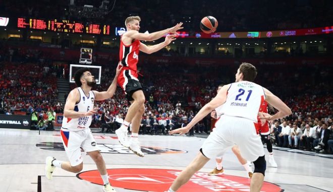 Ολυμπιακός-Εφές 74-77: Αποκλείστηκαν στο σουτ οι 