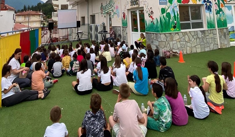 Με μεγάλη επιτυχία πραγματοποιήθηκε η πρώτη καλοκαιρινή εκδήλωση στο ΚΔΑΠ 