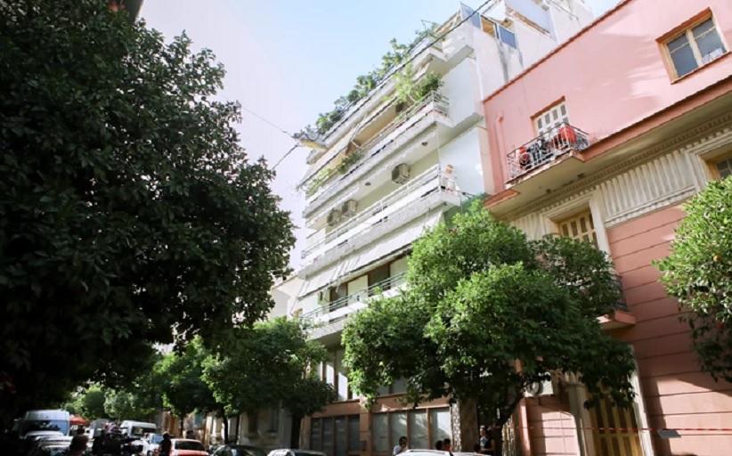 Γυναικοκτονία Κουκάκι: “Απειλούσε την ίδια και τα παιδιά”, είπε ο αδερφός της 46χρονης