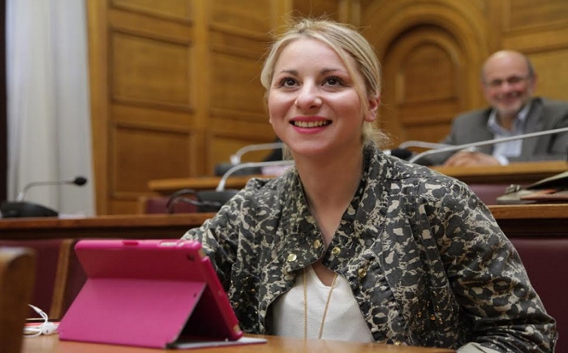 Π. Δριτσέλη : Η κυβέρνηση νομοθετεί το ξεχαρβάλωμα της περιβαλλοντικής προστασίας πάνω στις στάχτες. 