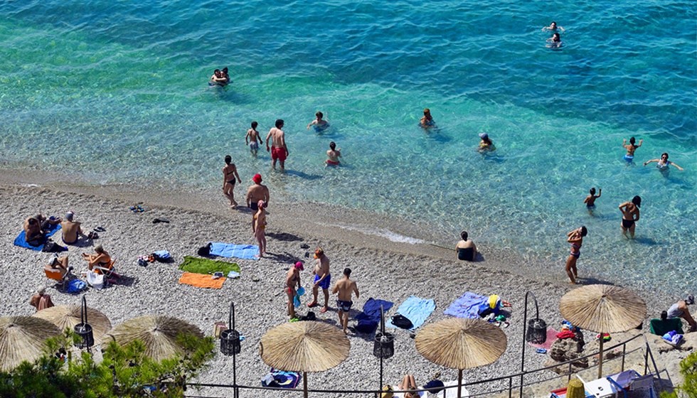 Καιρός-meteo: «Καυτό» Σάββατο με δυνατούς ανέμους και κίνδυνο για φωτιές