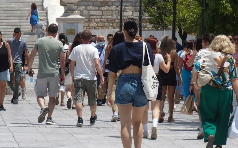 ΕΟΔΥ: Σχεδόν 20.000 κρούσματα τη μέρα - 45.479 σε 7 ημέρες στην Αττική