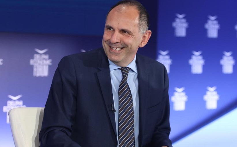 Γεραπετρίτης για φωτιά - Απίστευτο: Χαρακτήρισε «δύσβατα τοπία» τους δήμους που καίγονται