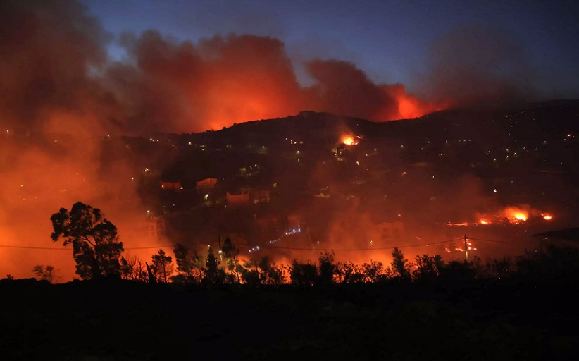 Φωτιά στην Πεντέλη - Ισχυροί άνεμοι στην περιοχή
