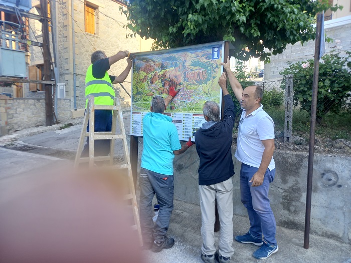 Αντικατάσταση πινακίδων τουριστικής πληροφόρησης στο Δήμο Μετεώρων