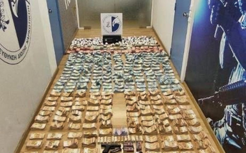 Αντρας που εισέβαλε στο Εφετείο