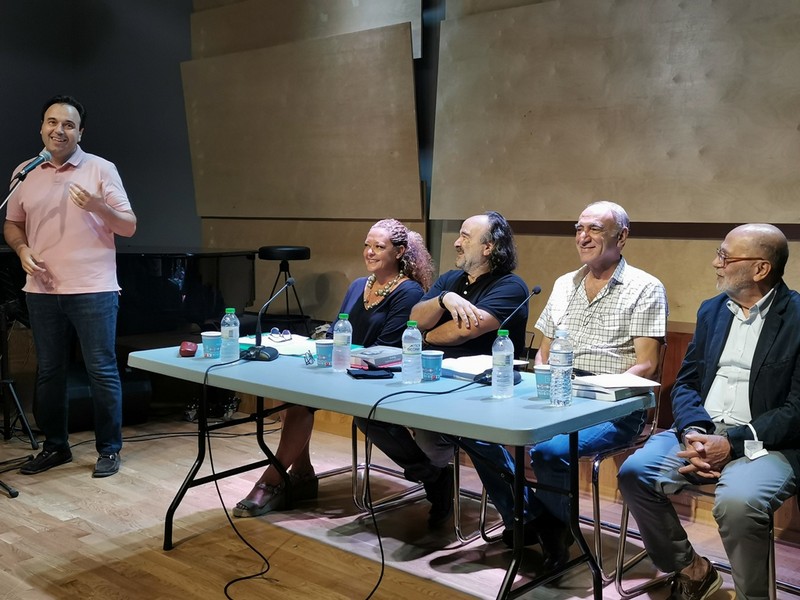 «…Ξέρω πόσο σ’ αγαπώ»: Νότες και λέξεις για τον Απόστολο Καλδάρα στα Τρίκαλα