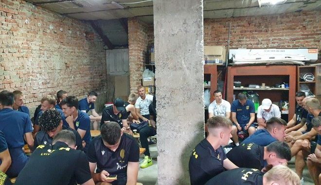 Ουκρανία: Σε καταφύγιο ποδοσφαιριστές μετά από σειρήνες αεροπορικής επιδρομής