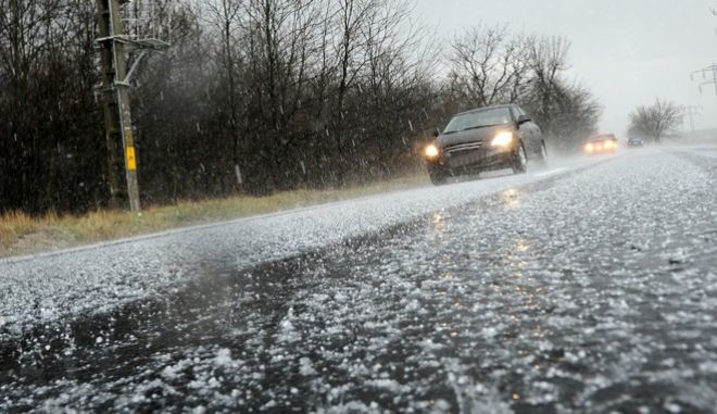 Τραγωδία στην Ισπανία: Νεκρό μωρό 20 μηνών - Το χτύπησε χαλάζι στο κεφάλι