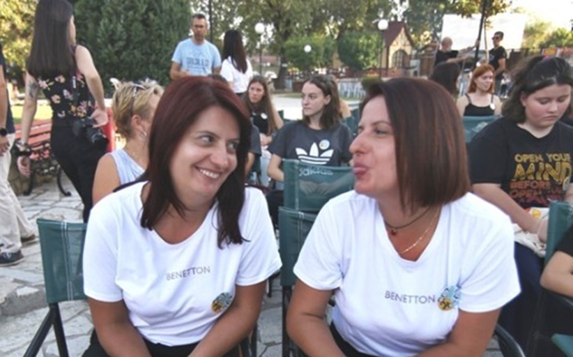 Οι  δίδυμες αδερφές Πλακιά, στη συνάντηση διδύμων στα Τρίκαλα