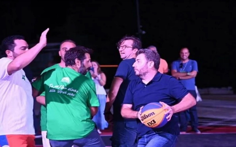 Νίκος Ανδρουλάκης: Στο χειρουργείο το πρωί της Κυριακής για τη ρήξη χιαστού