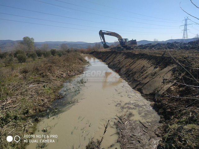 Σε πλήρη εξέλιξη τα αντιπλημμυρικά έργα της Περιφέρειας Θεσσαλίας σε ρέματα και ποτάμια των Δήμων Μετεώρων, Τρικκαίων και Φαρκαδόνας
