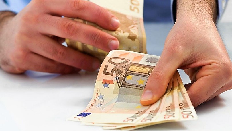 Αλλάζει η νομοθεσία για εργασία Κυριακές και αργίες από 15 Μαρτίου 2025