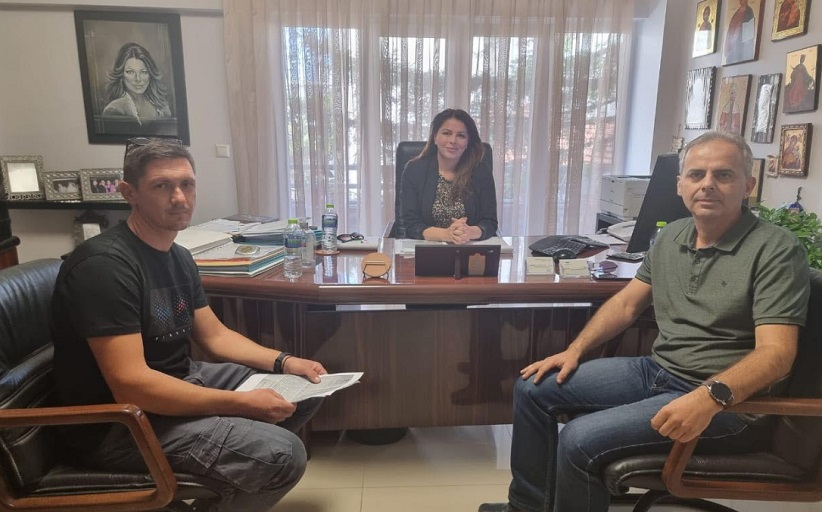 Για ζητήματα της Βασιλικής του Δήμου Μετεώρων μετέβη η Βουλευτής Κατερίνα Παπακώστα στον Υπ. Υποδομών & Μεταφορών κ. Καραμανλή.
