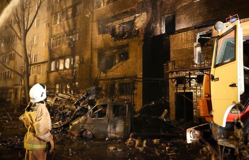 Τραγικός ο απολογισμός από τη συντριβή του στρατιωτικού αεροσκάφους - 13 νεκροί, ανάμεσά τους και παιδιά