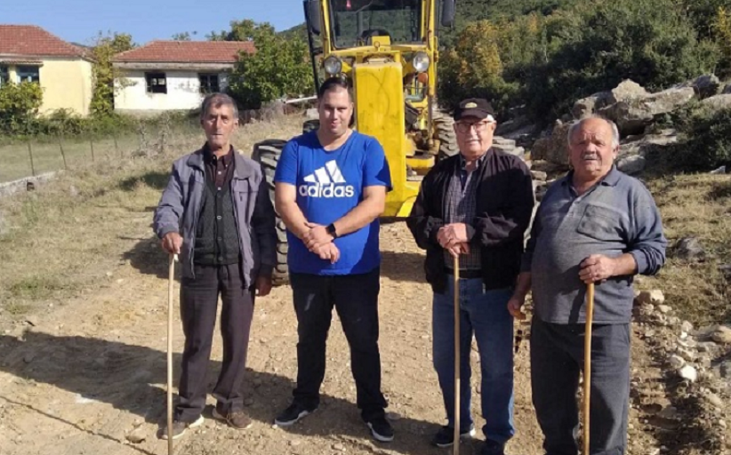 Σε καθαρισμό και διάνοιξη δρόμου προχώρησε στη Νέα Ζωή ο Ηλίας Βασταρούχας σε συνεργασία με τον Δήμο Μετεώρων