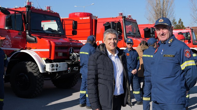 Είκοσι δύο νέα Πυροσβεστικά οχήματα από την Περιφέρεια Θεσσαλίας